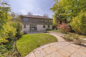 Photo 27- click for photo gallery